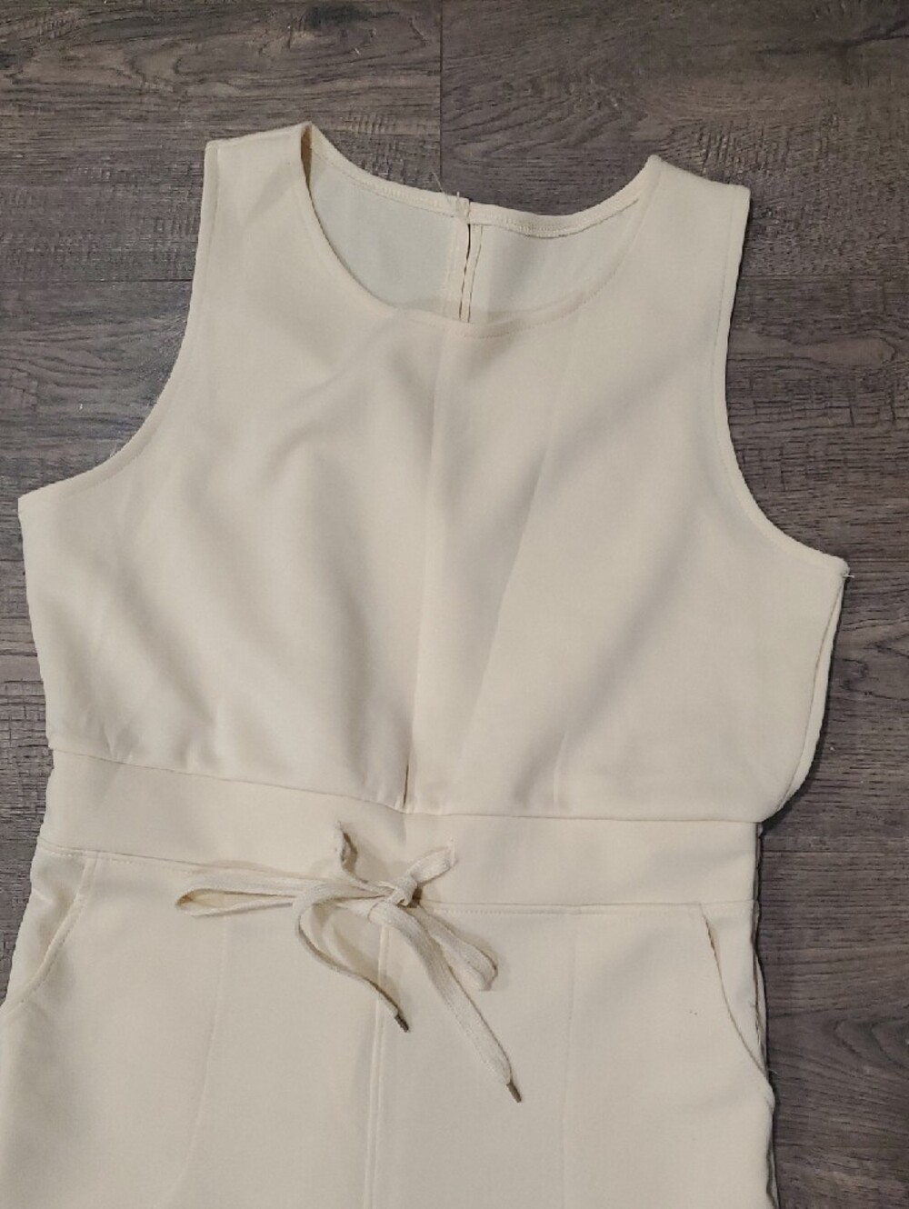 Sleeveless Cream Tie-Waist Wide-Leg Jumpsuit - Picture 2 of 11